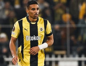 Fenerbahçe, Kadıköy’de Rangers’a 3-1 mağlup oldu