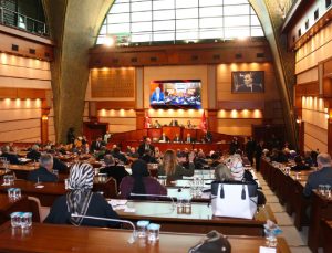 İBB Meclisi'nin olağanüstü toplantısı iptal edildi: Başkanvekilliği seçimi çarşamba günü