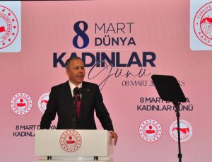 İçişleri Bakanı Yerlikaya, "Kadınlara kalkan el, tüm insanlığa kalkmış demektir"