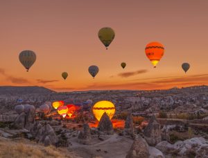 Kapadokya'da bayram balonlarla renklendi!