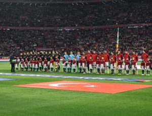 UEFA Uluslar A Ligi'ndeyiz!