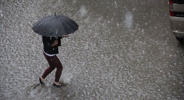 Yurtta hava alarmı: Rüzgar ve yağış etkili olacak