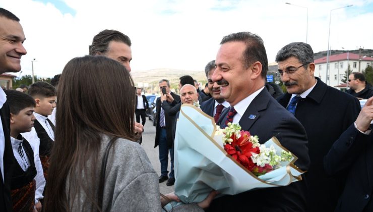 Ağıralioğlu Sivas'tan seslendi: Harcadıkları para sizin!