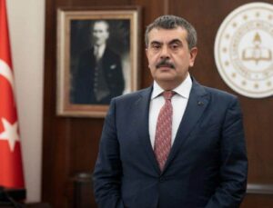 Bakan Tekin'den "proje okul" tepkilerine açıklama:  20 civarında okulumuzda olaylar oldu