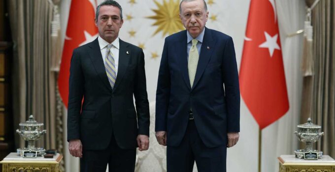 Cumhurbaşkanı Erdoğan ve Bakan Kurum, Fenerbahçe Başkanı Ali Koç’u kabul etti