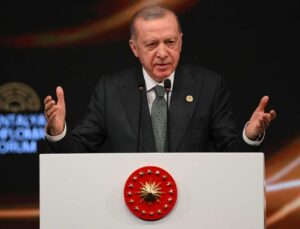 Cumhurbaşkanı Erdoğan’ın ADF açılış konuşması kitaplaştırıldı