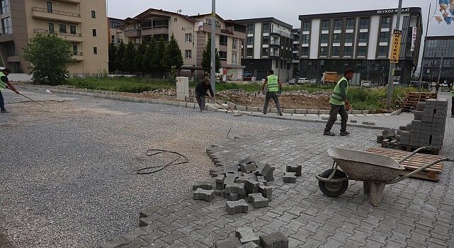 Dumlupınar Mahallesi’nde Parke Çalışmaları Devam Ediyor