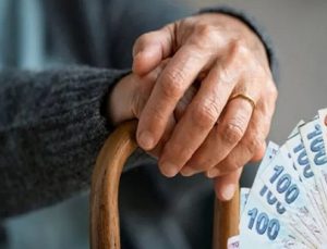 Emeklilerin ikramiye farkları yarından itibaren hesaplara yatırılıyor