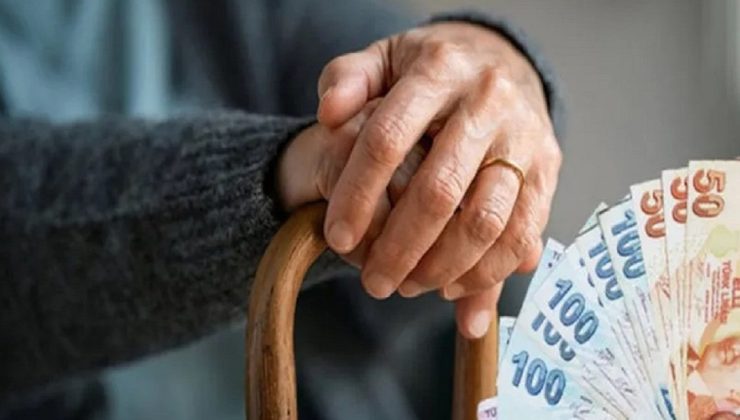 Emeklilerin ikramiye farkları yarından itibaren hesaplara yatırılıyor