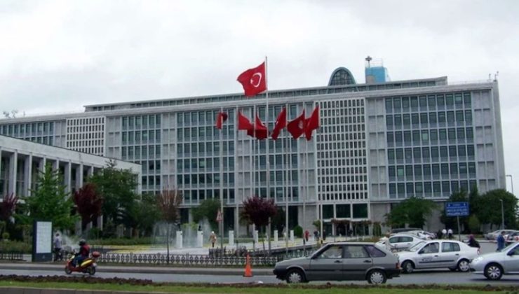 İBB'ye yönelik yolsuzluk soruşturmasında "Gayriresmi ücretler farazi sözleşmelerle tahsil edildi" iddiası