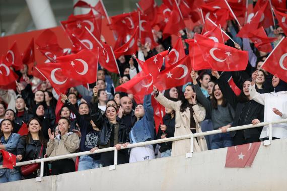 Kadın Futbol Takımımız UEFA Uluslar Ligi Grup maçında Slovenya'ya 1-0 yenildi