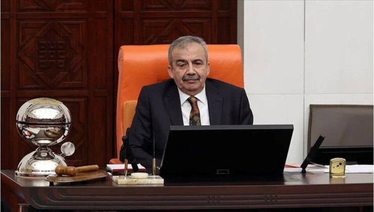 Sırrı Süreyya Önder yoğun bakımda: Tedaviye olumlu yanıt veriyor