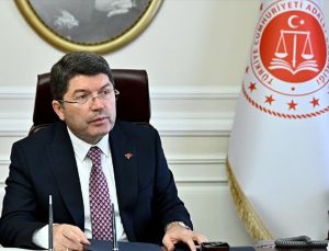Yılmaz Tunç'tan "tutuklu gençler" açıklaması: Savcılıklar, yargı gereken kararı verecektir