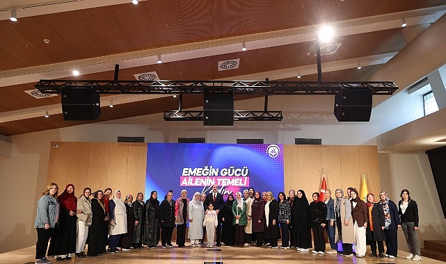 Başkan Altay “Aile Yılı” Kapsamında İlçelerden Gelen Kadınlarla Buluştu