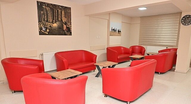 Manisa Büyükşehir’den Üniversiteli Kızlara Yurt Desteği