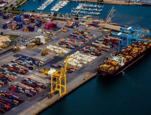 45 ilin ihracatı yılın 11 ayında arttı