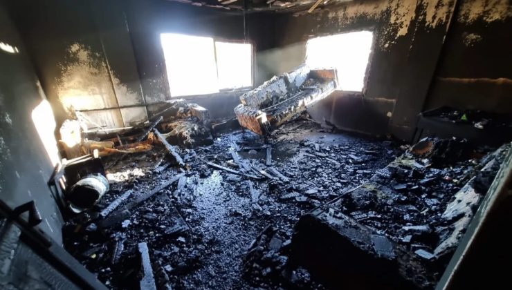 Adana’da küle dönen evde yaşlı kadının cansız bedenine ulaşıldı