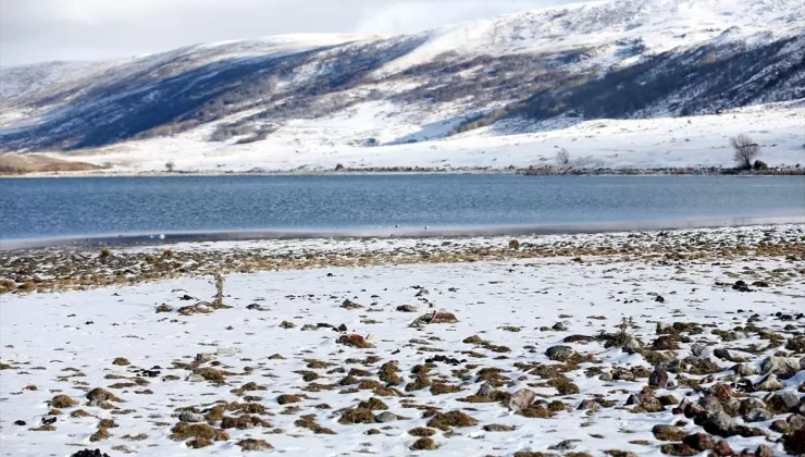 Aktaş Gölü Karla Kapalandı