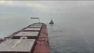 ALFAISALIAH Gemisi Karaya Oturdu