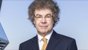 Almanya’da aşırı sağcı AfD milletvekili Nazi selamı vermekle suçlandı