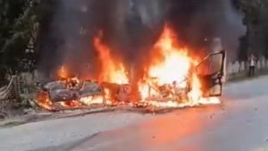 Aydın’da kafa kafaya çarpışan araçlarda yangın