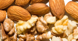 Badem mi yoksa ceviz mi daha sağlıklı? Uzmanlar son noktayı koydu