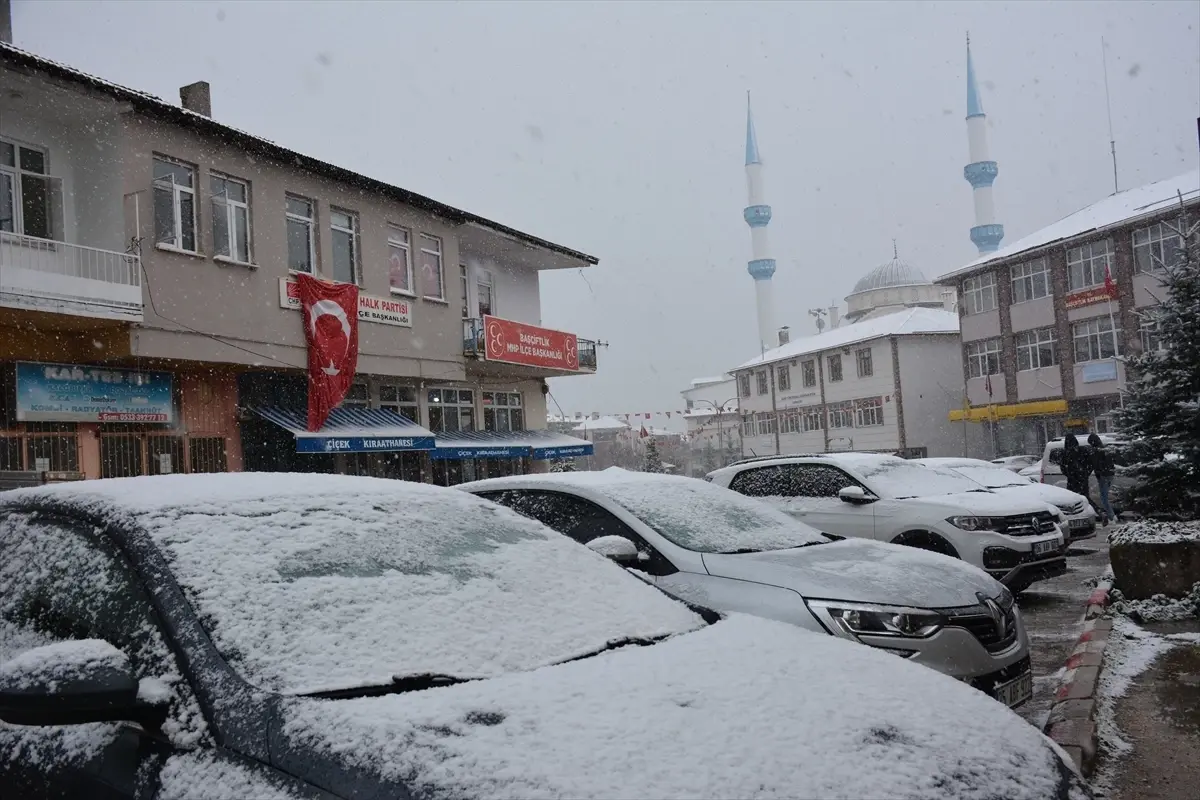 Başçiftlik’te Kar Yağışı Etkili Oldu