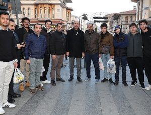 Başkan Altay, Şeb-i Arus Etkinlikleri İçin Konya’ya Gelen Misafirlerle ve Esnafla Buluştu