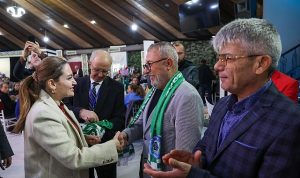 Başkan Vekili Özdemir Konyalılarla buluştu