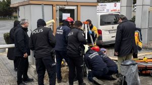 Beylikdüzü’nde rögar kazası: Yaralanan işçi itfaiye ekiplerince kurtarıldı