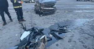 Bitlis’te otomobil ile motosiklet kafa kafaya çarpıştı: 1 yaralı