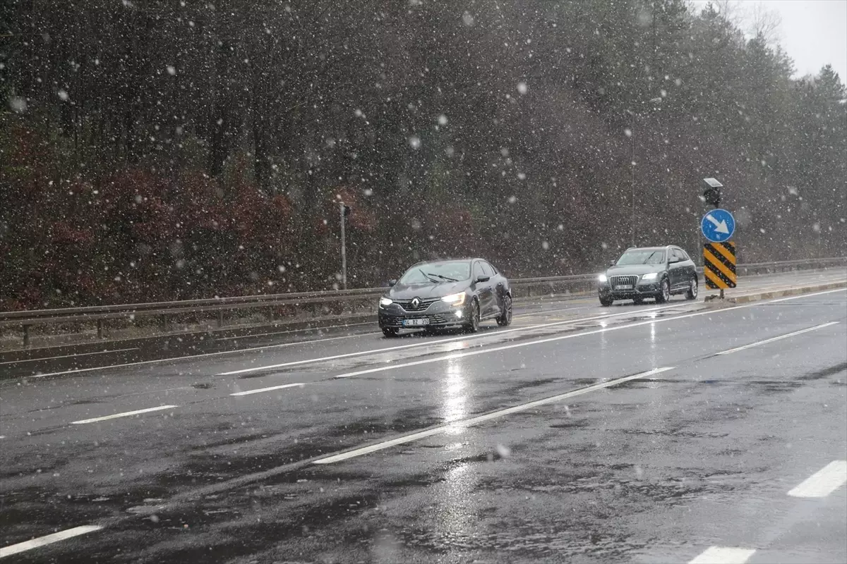 Bolu Dağı’nda Kar Yağışı Başladı