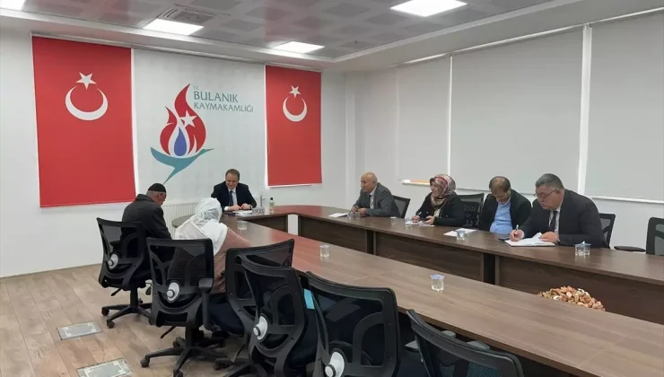 Bulanık Kaymakamı Koşansu, Halk Gününde Vatandaşlarla Buluştu