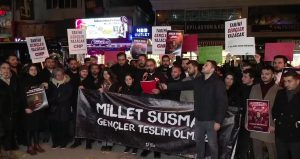 CHP gençlik kolları’ndan 81 ilde ortak tepki: “Gençleri susturamayacaksınız”