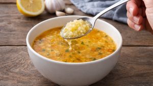 Çorbaya 1 kaşık ekleyin, kışı sapasağlam geçirin! Antibiyotik ve C vitamini etkisi…