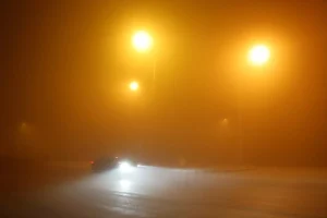 Çorum’da Yoğun Sis Görüş Mesafesini Düşürdü