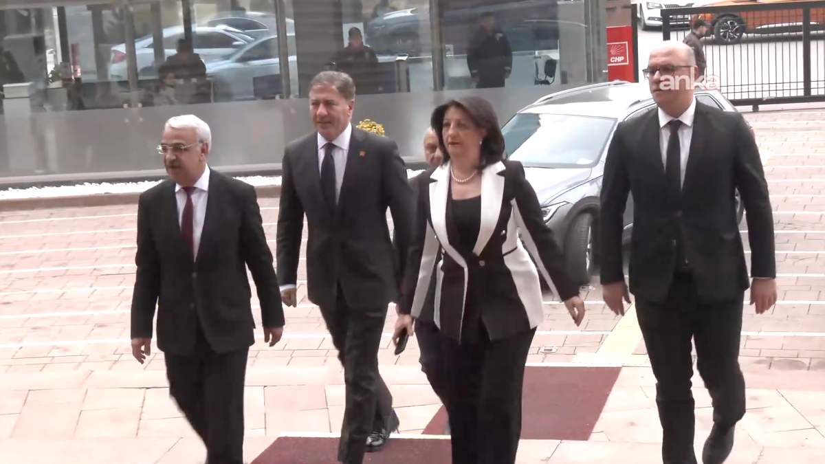 DEM Parti İmralı Heyeti’nde CHP’ye ziyaret