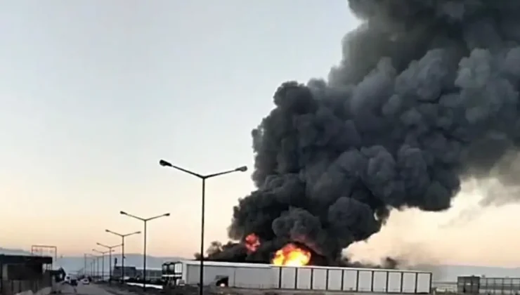 Denizli’de fabrikada yangın