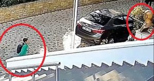 Diyarbakır’da ilkokul öğrencisinin Atatürk büstünü görünce yaptıkları görenleri duygulandırdı