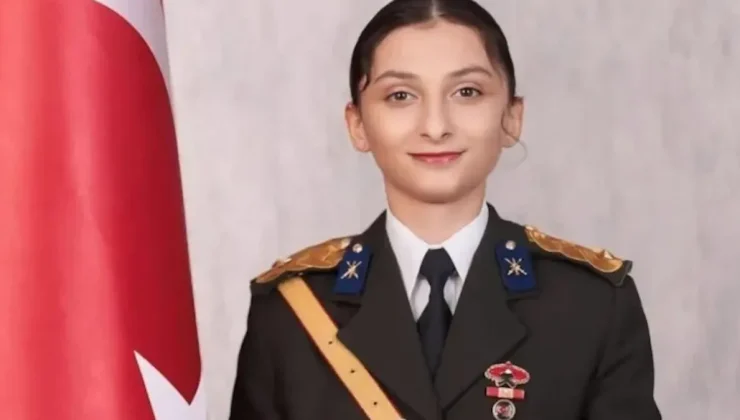 Ebru Teğmen’e ünlü iş insanı sahip çıktı: Yeni mesleği belli oldu