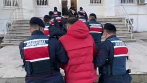 Edirne’de yurt dışına kaçış girişimi başarısız oldu: 5 şüpheli tutuklandı