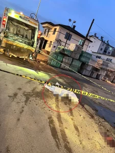 Elazığ’da Çöp Kamyonu İşçiyi Ezdi