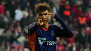 Eldor Shomurodov, Başakşehir’i sırtlıyor