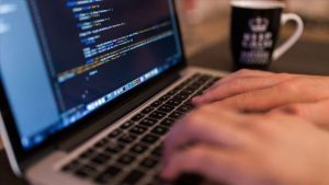 Elektronik sigara ve şans oyunları reklamlarına karşı düzenleme