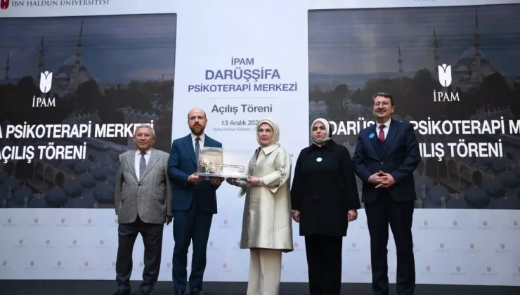 Emine Erdoğan, İHÜ İPAM Darüşşifa Psikoterapi Merkezi’nin açılışına katıldı