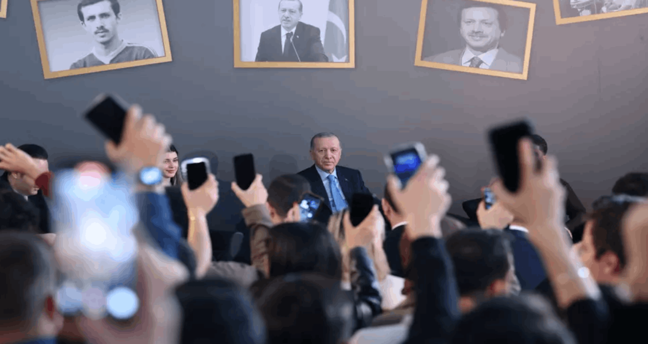 Erdoğan, Ahmet Kaya şarkısı söyledi