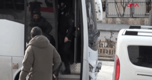 Evinde bıçaklanan Muzaffer yaşam savaşını kaybetti