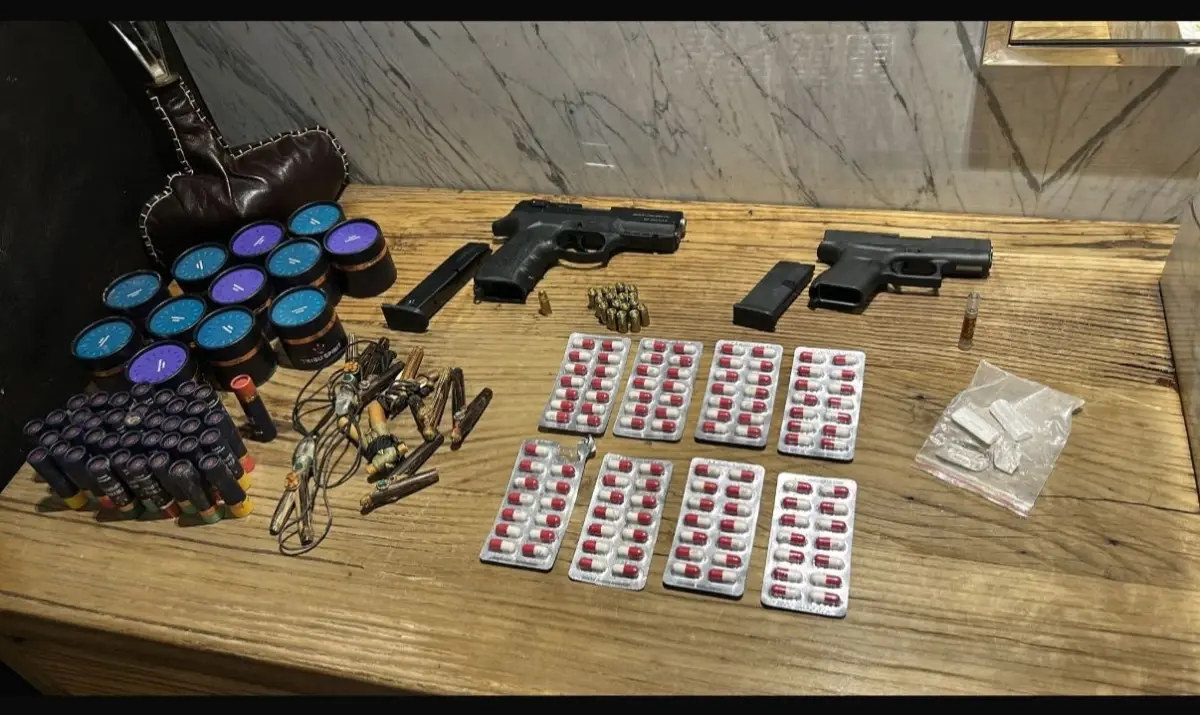 Ezgi Eyüpoğlu dahil 7 kişi uyuşturucu soruşturmasında gözaltına alındı