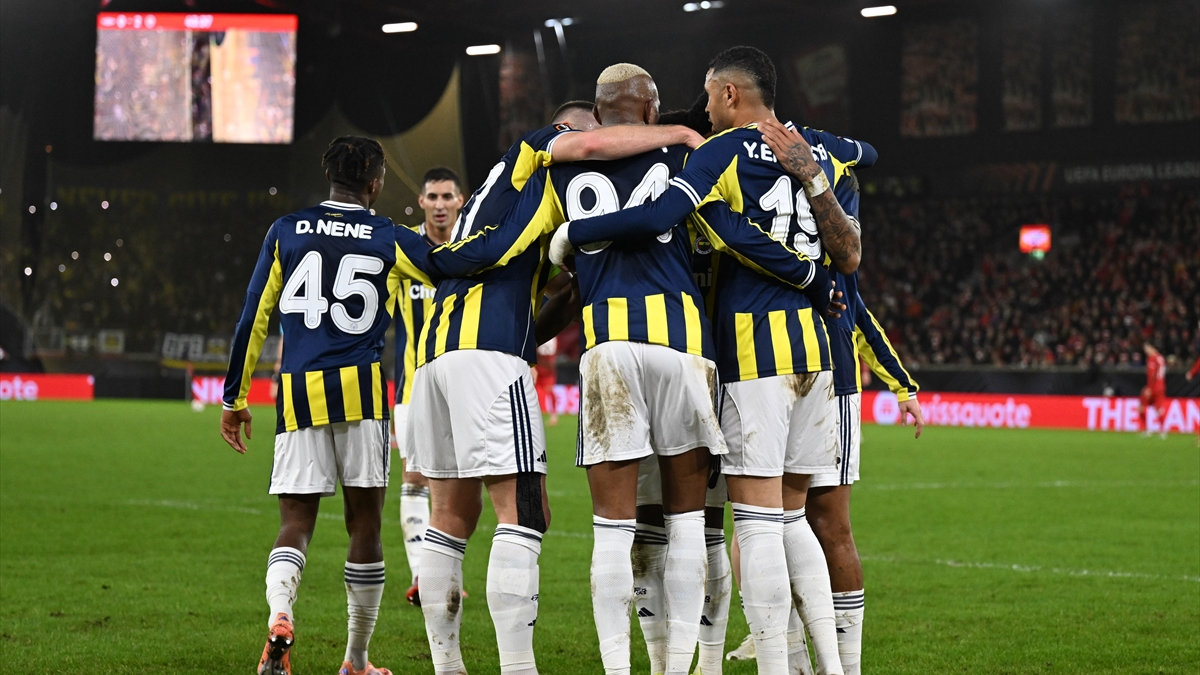 Fenerbahçe – Konyaspor maçının ilk 11’leri