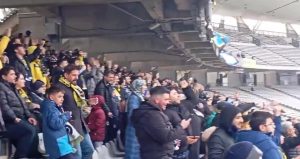 Fenerbahçe tribününden Sadettin Saran’a destek